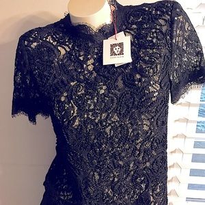ANNE KLEIN LACE TOP BLACK SHEER